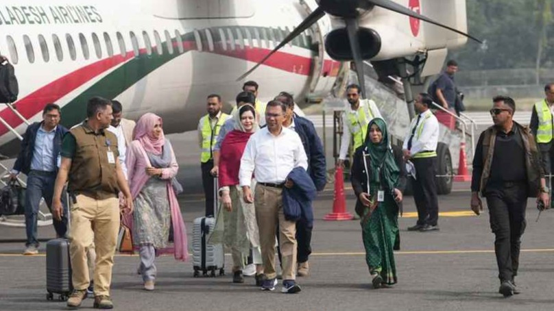 রাজশাহী পৌঁছেছেন তারেক রহমান, জনসভাস্থলে নেতা-কর্মীদের ঢল